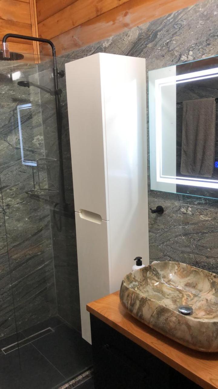 Zeneli Alpin Chalet Cerem Екстериор снимка
